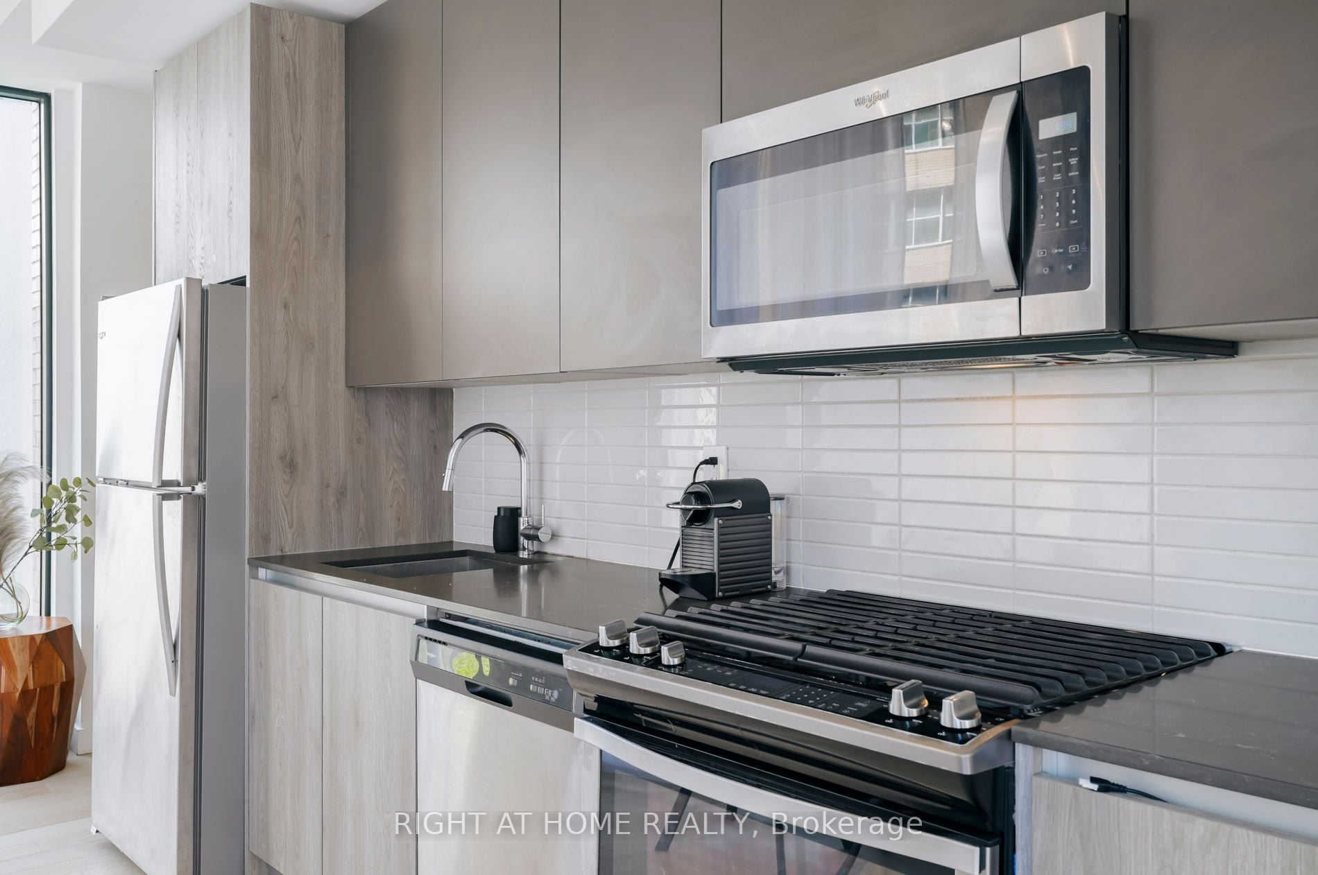 Additional image 6 of 210-2A Church Street, Toronto, ON, M5E 0E1