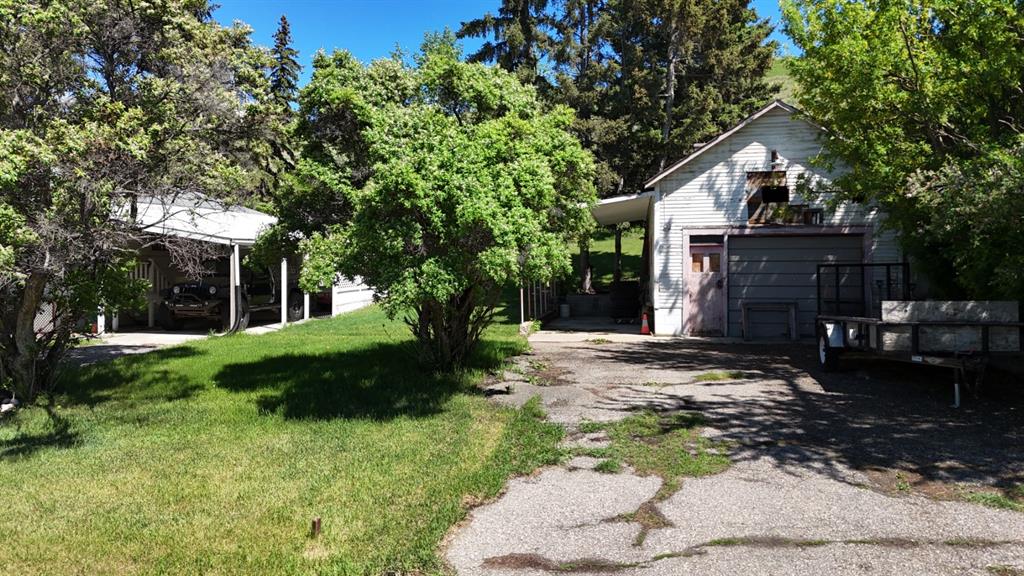 328 Third Street W, Cochrane, AB, T4C1Z6