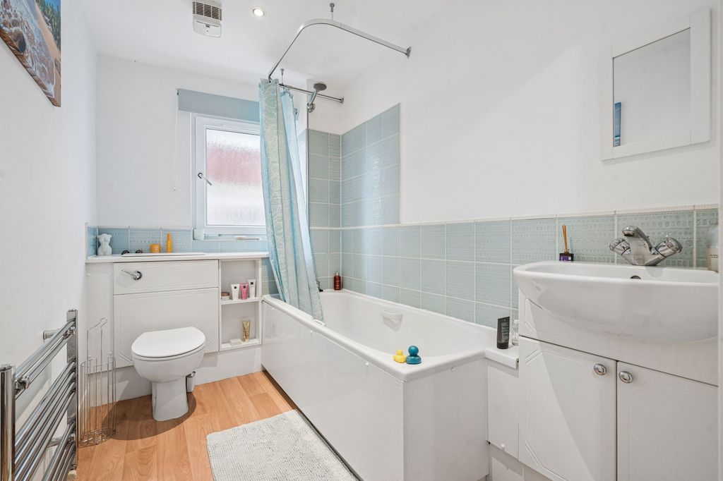 Additional image 13 of 2 bed flat for saleNorthway, Rickmansworth WD3