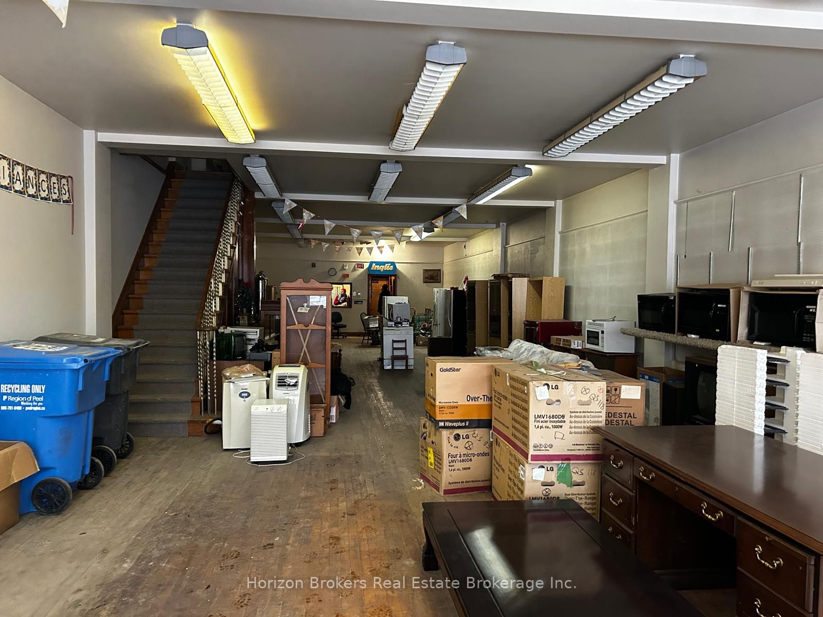 Additional image 3 of 620 Lakeshore Road E, Mississauga, ON, L5G 1J4