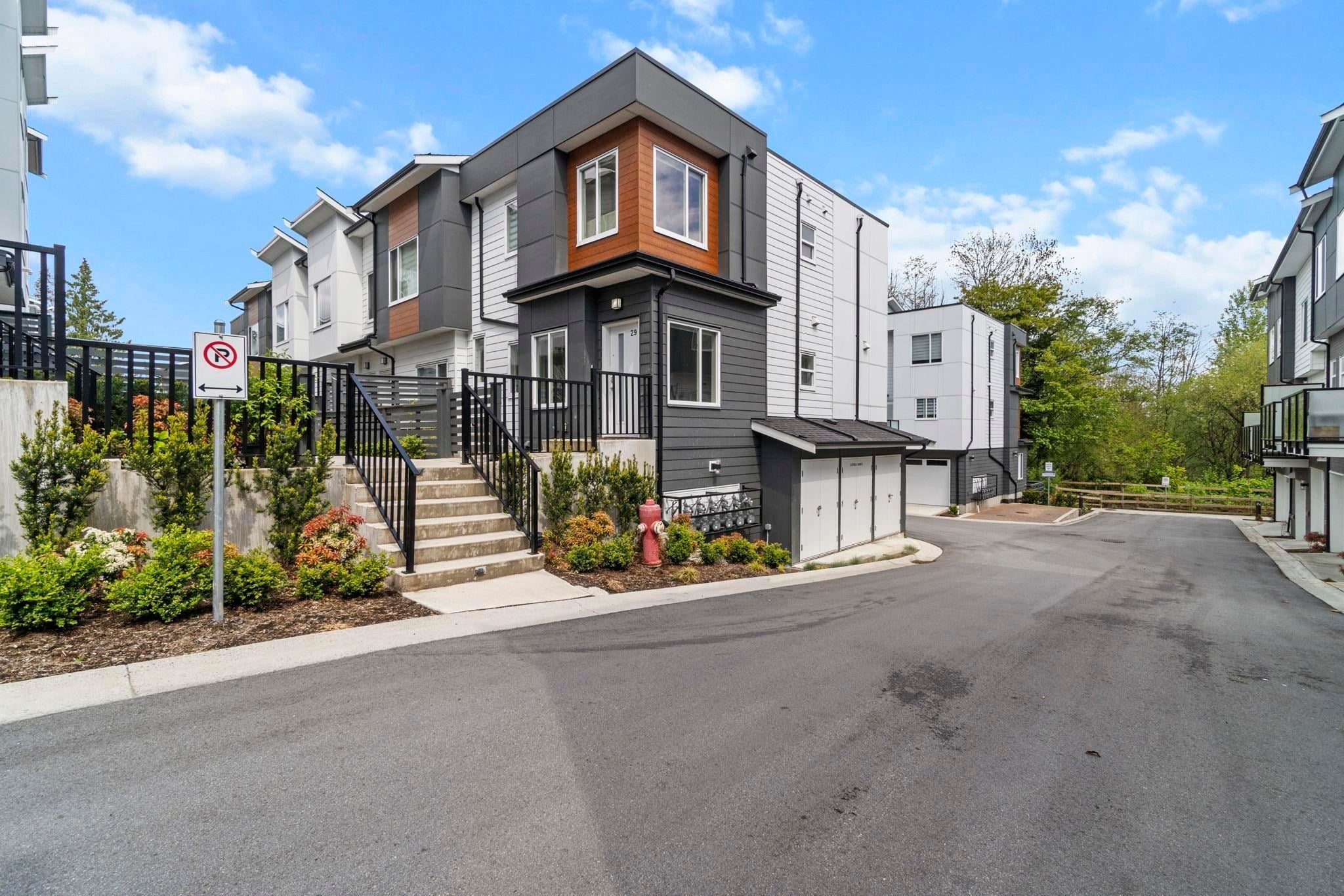29-9652 162a Street, Surrey, BC, V4N 2E4
