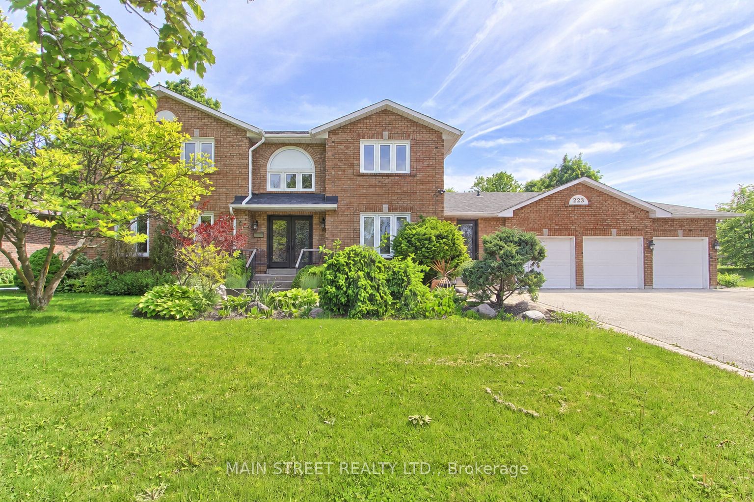 223 Burns Boulevard, King, ON, L7B 1C8