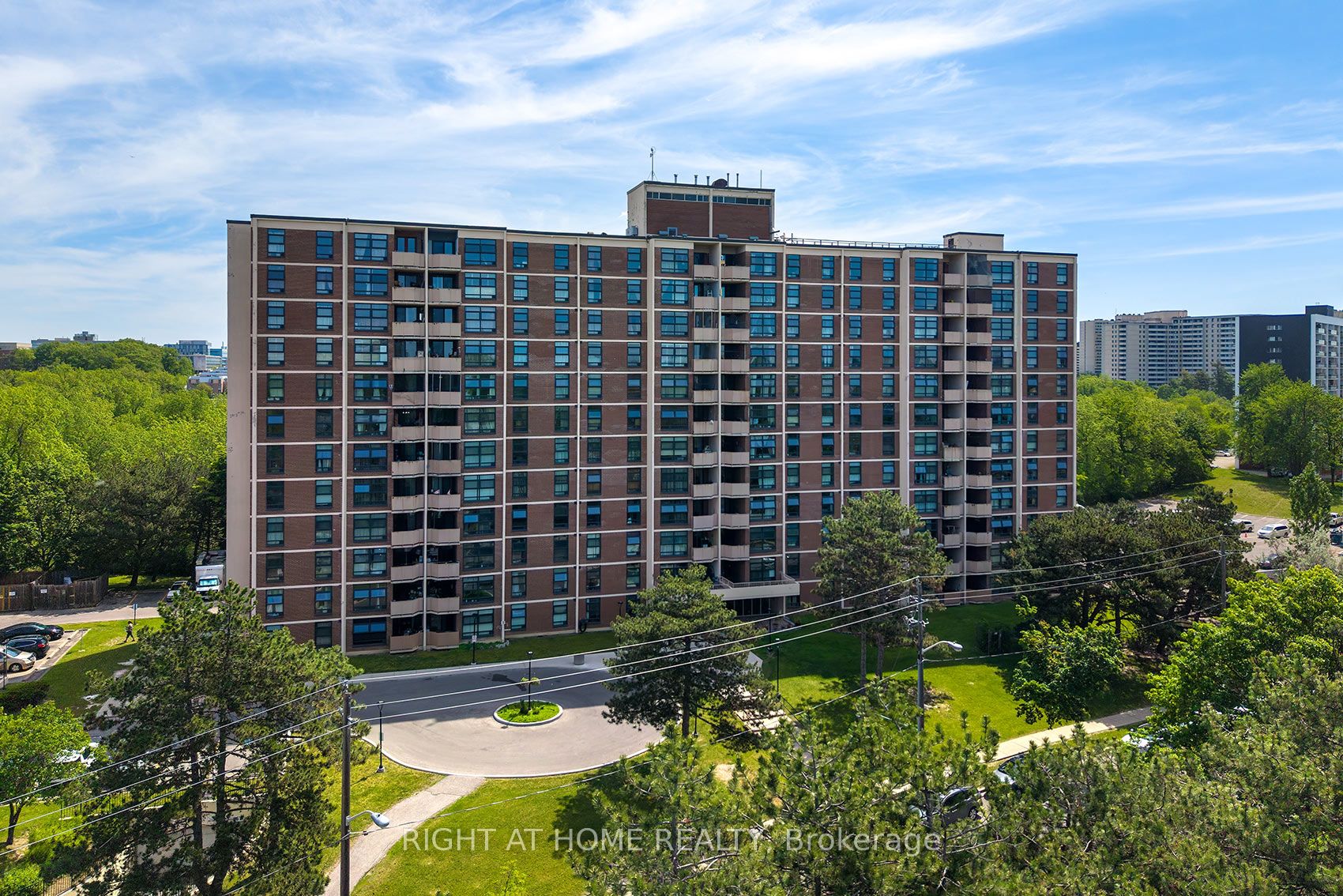 608-335 Driftwood Avenue, Toronto, ON, M3N 2P3