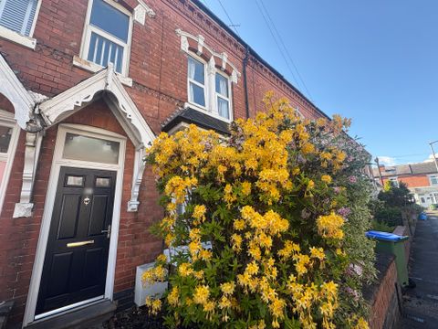 Herbert Road, Smethwick B67, Room to rent