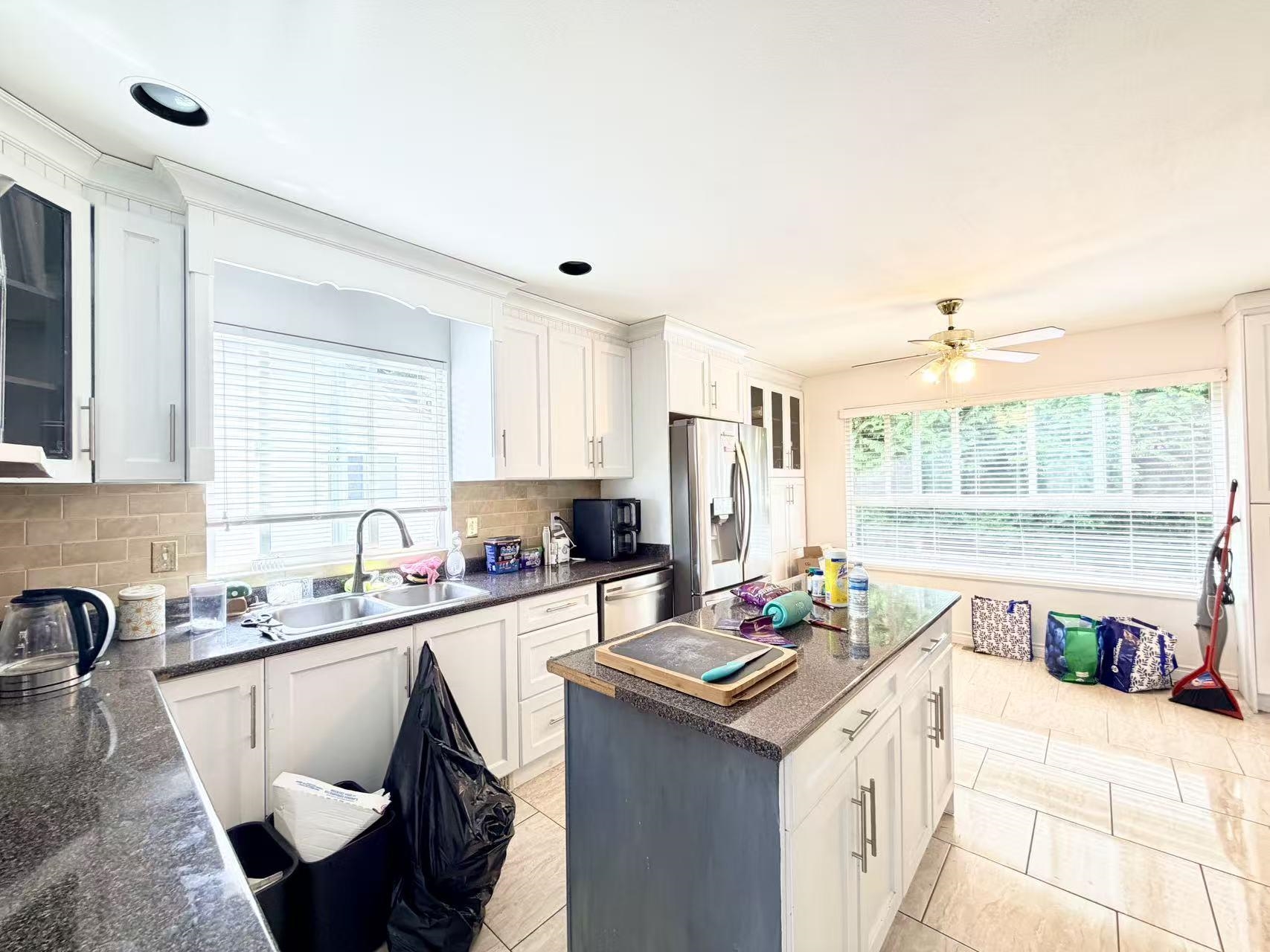 Upper-82 167a Street, Surrey, BC, V4N 3H5 photo 5