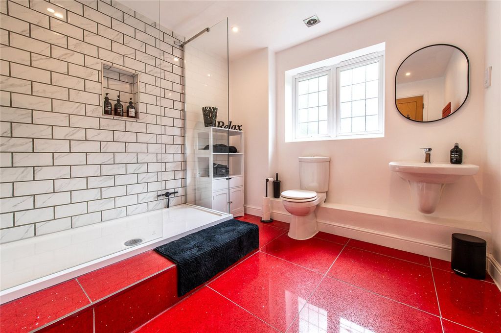 Additional image 9 of 5 bed detached house for saleNashenden Lane, Rochester, Kent ME1