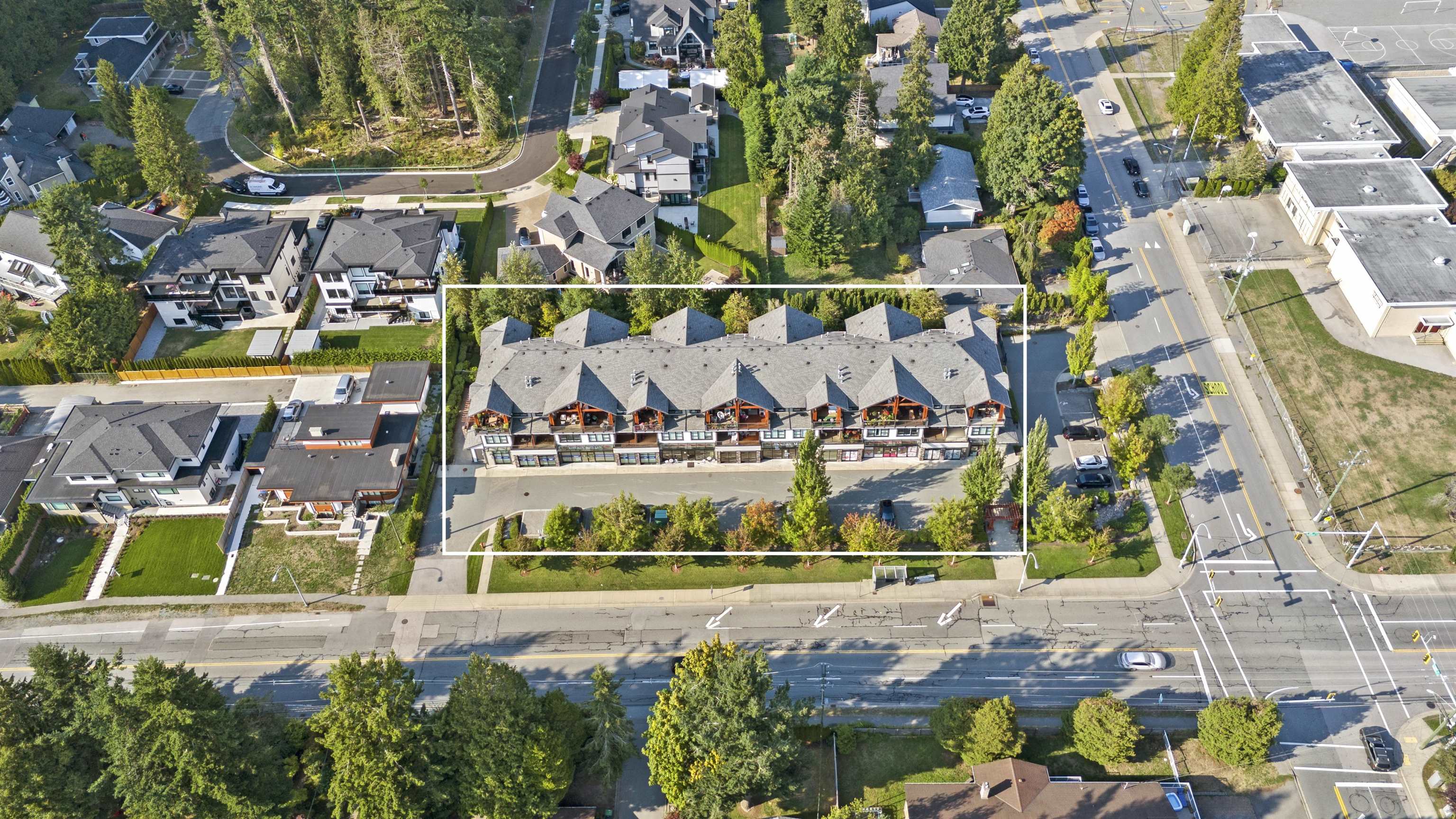 209-13585 16 Avenue, Surrey, BC, V4A 1P6 photo 2