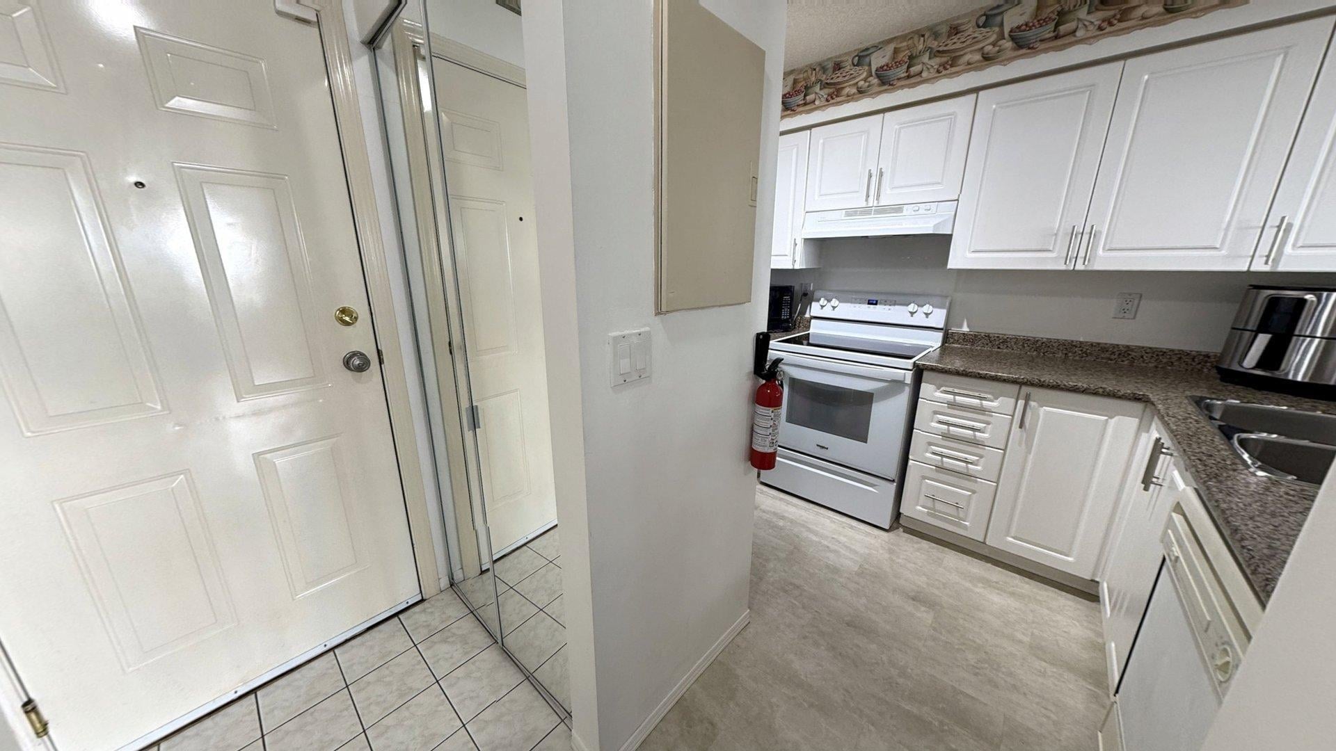 Additional image 2 of 105-14355 103 Avenue, Surrey, BC, V3T 5V5