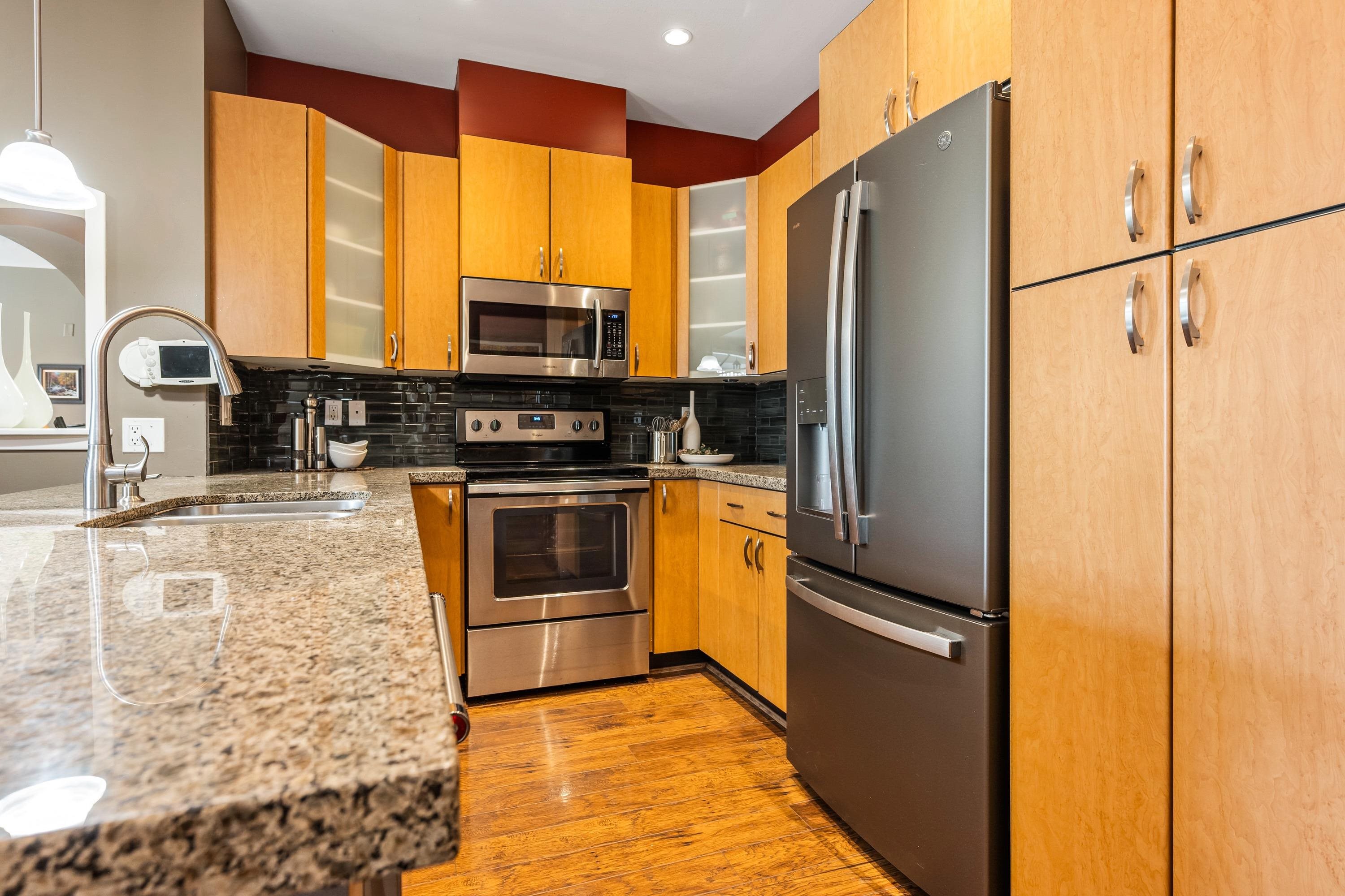 Additional image 5 of 315-33485 South Fraser Way, Abbotsford, BC, V2S 8P9