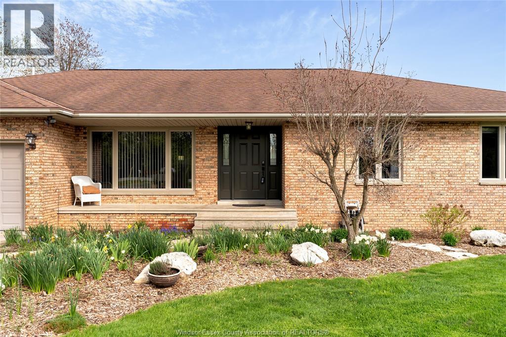 3927 Concession 3 South, Amherstburg, ON, N9V2Y8 photo 2