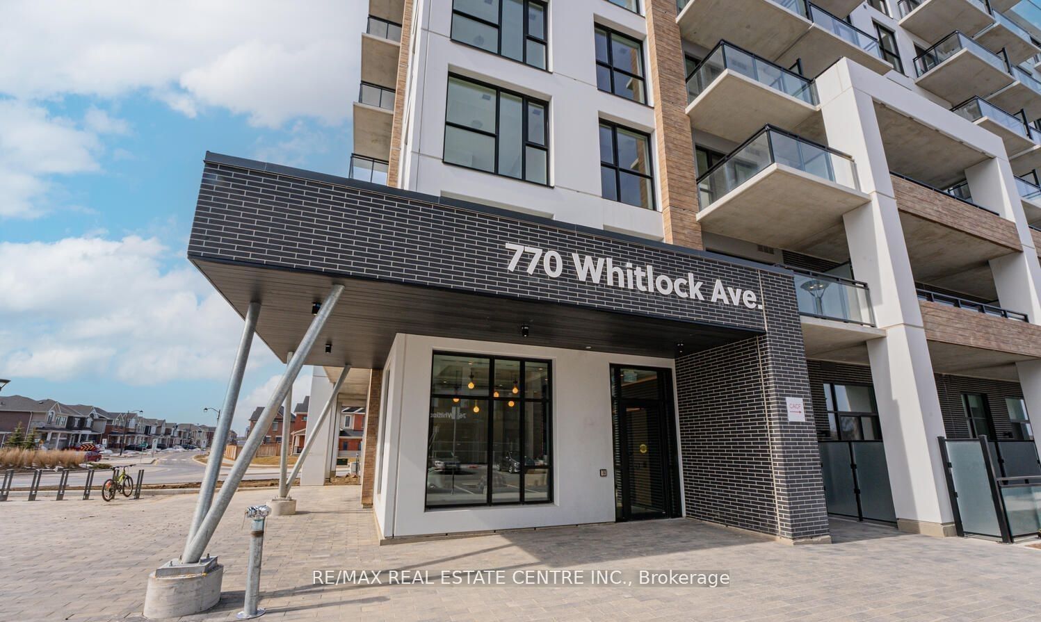 815-770 Whitlock Avenue, Milton, ON, L9E 2B2 photo 2