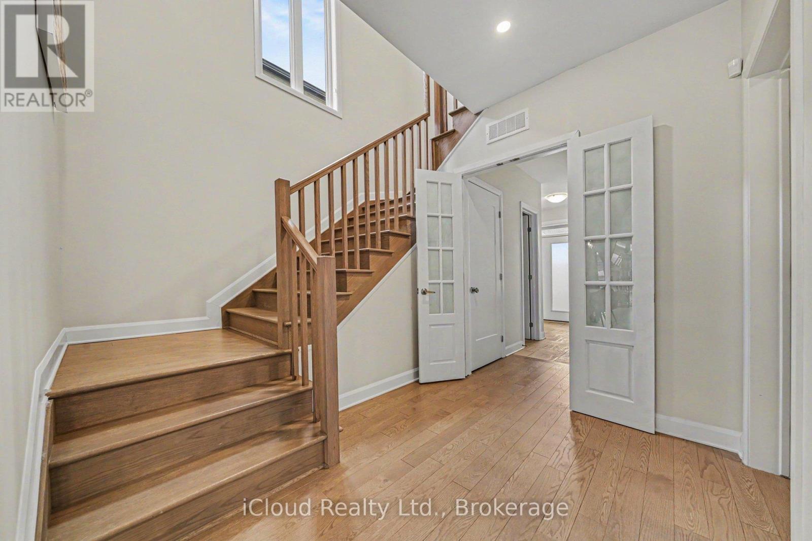Additional image 4 of 616 Moonflower Crescent, Ottawa, ON, K1T0X8