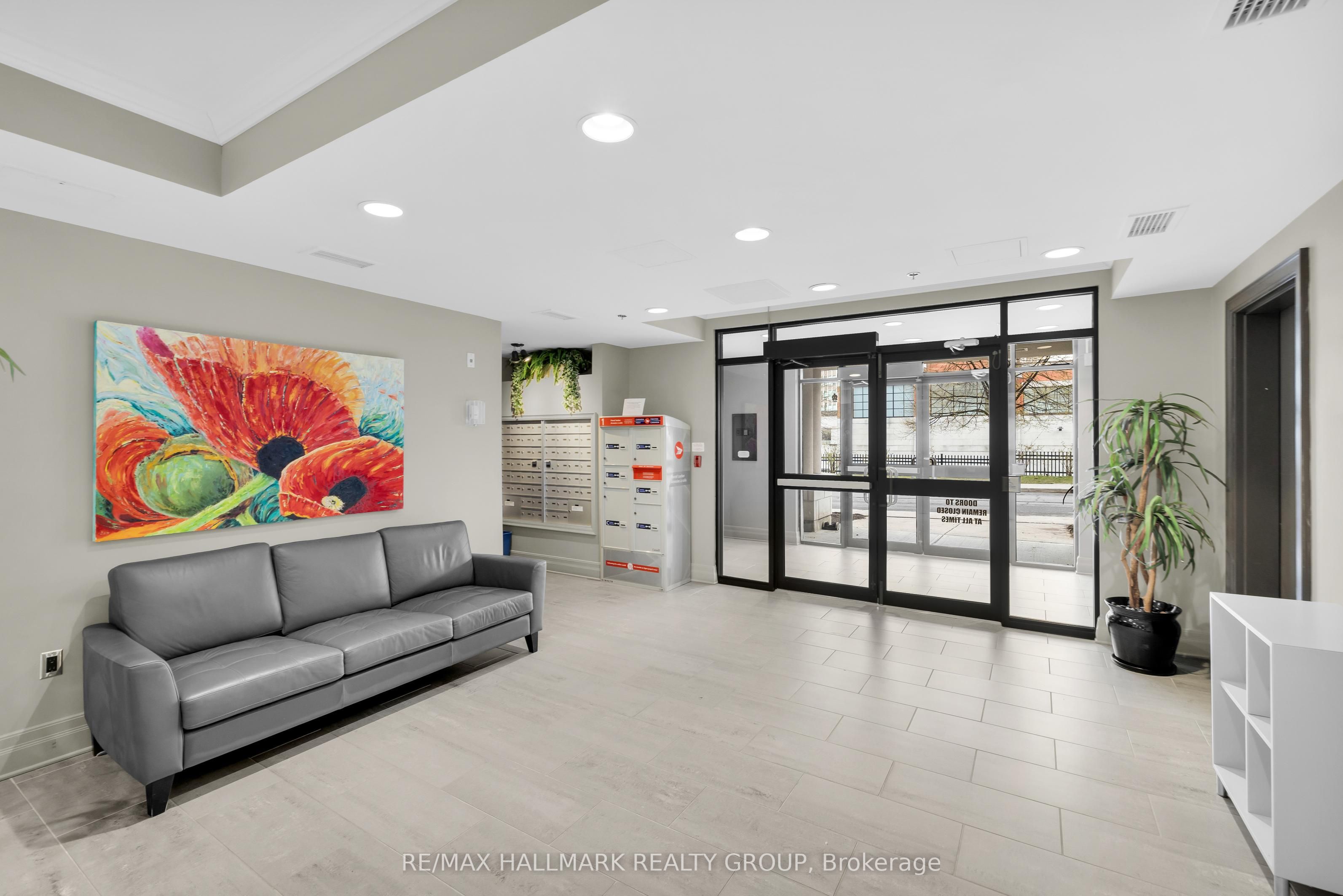 Additional image 3 of 203-260 Besserer Street, Ottawa, ON, K1N 1J3