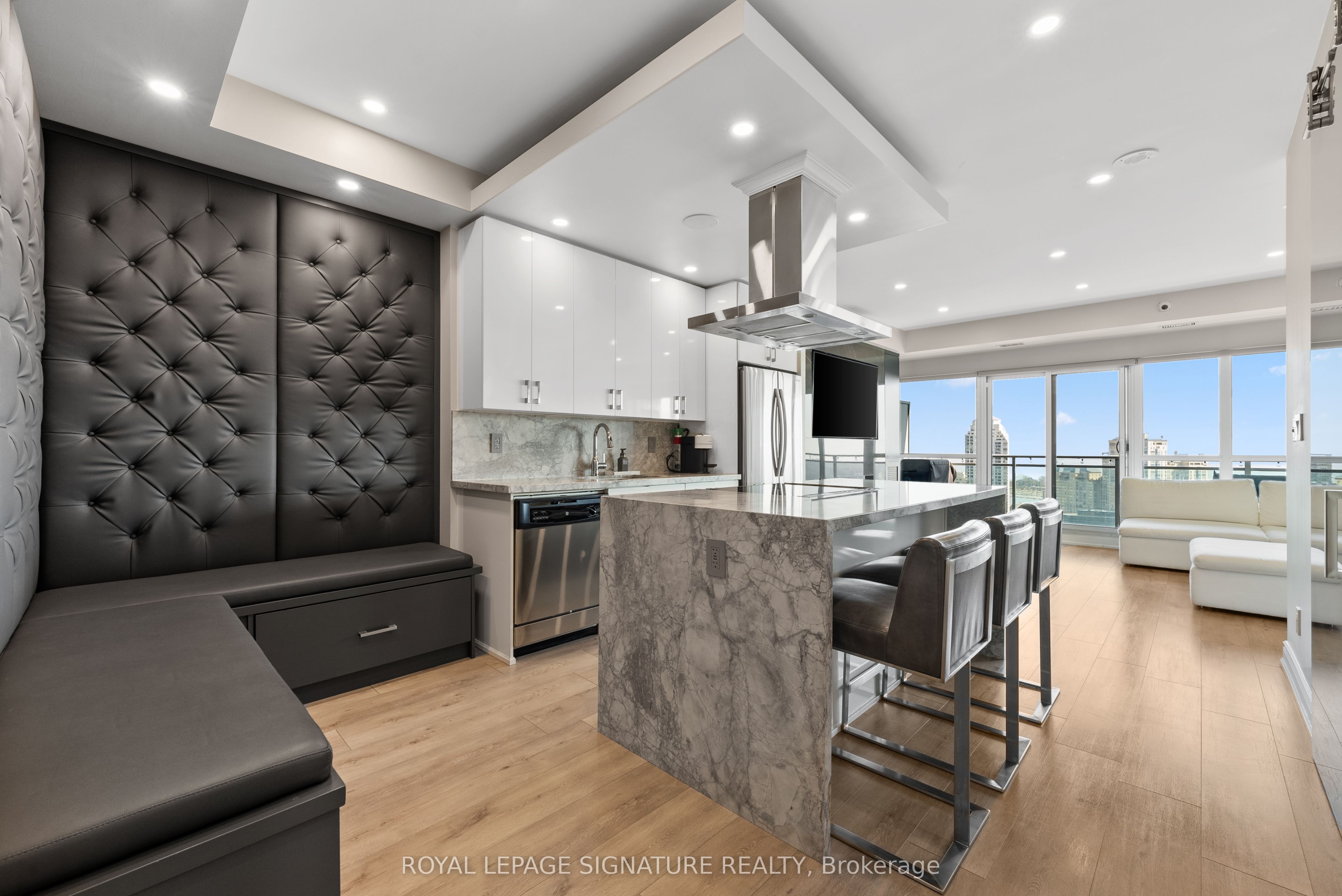 Additional image 5 of 2128-165 Legion Road, Toronto, ON, M8Y 0B3