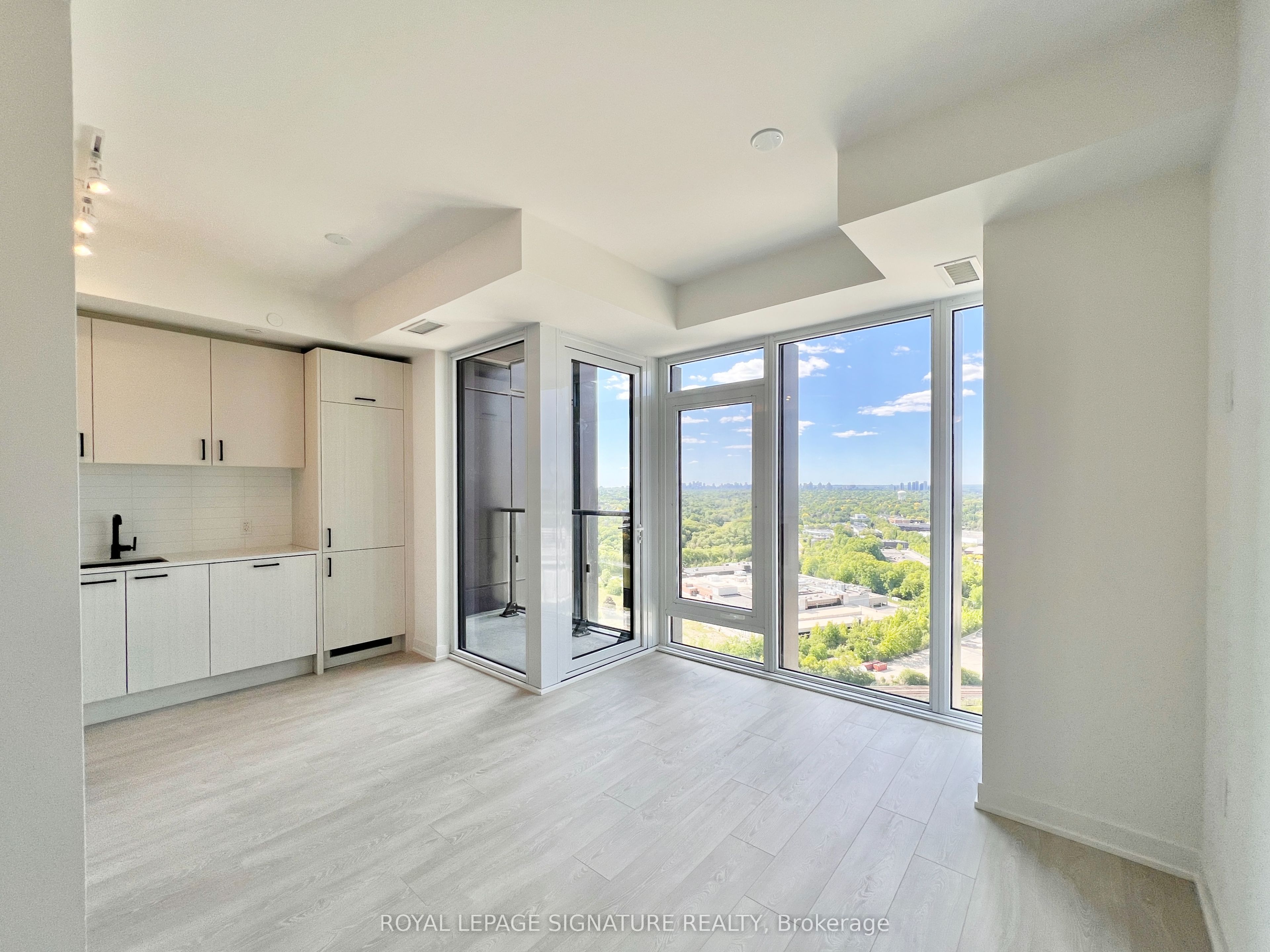 2804-5 Quarrington Lane, Toronto, ON, M3C 0S5