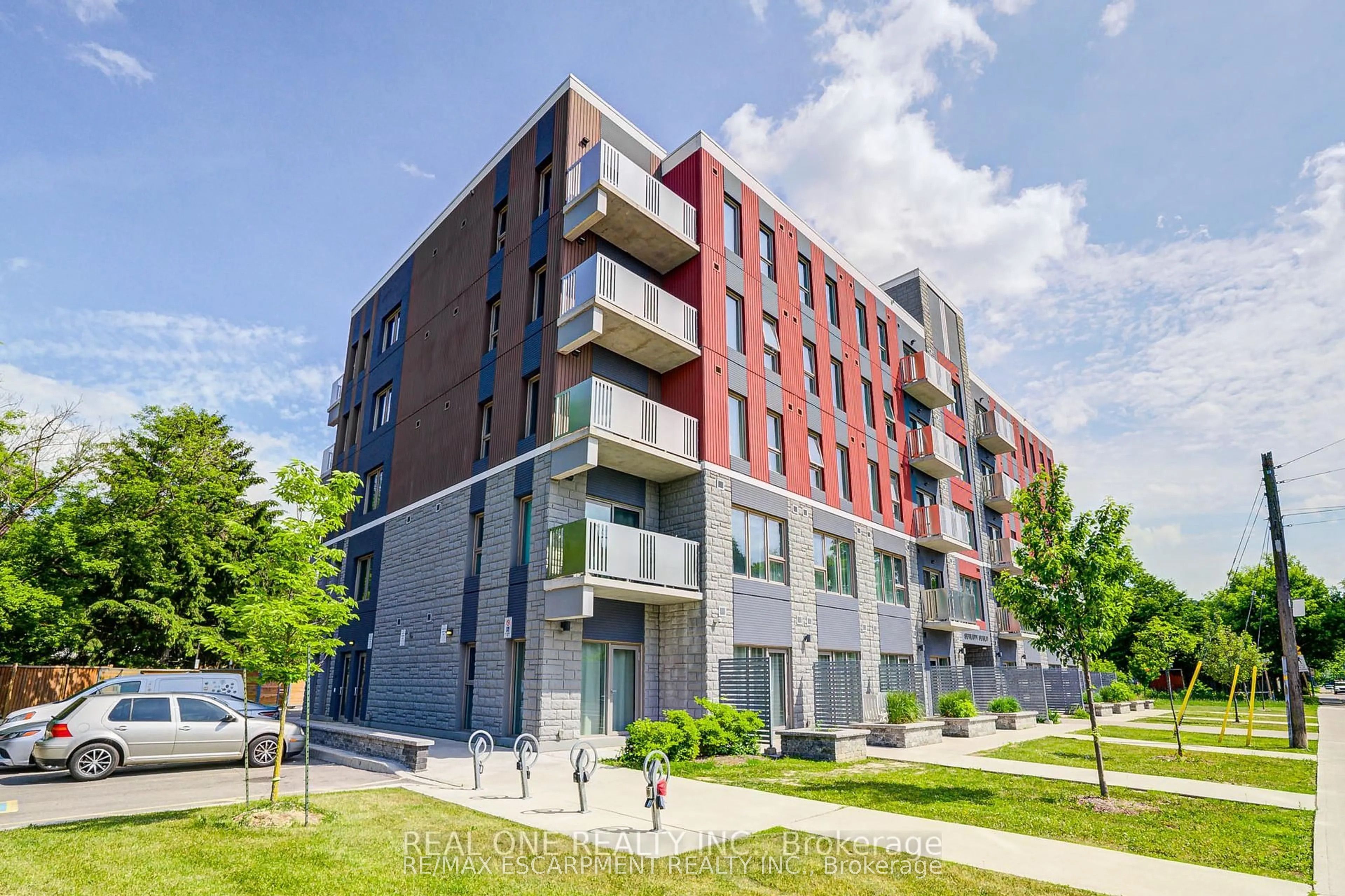 122-77 Leland Street E, Hamilton, ON, L8S 3A1