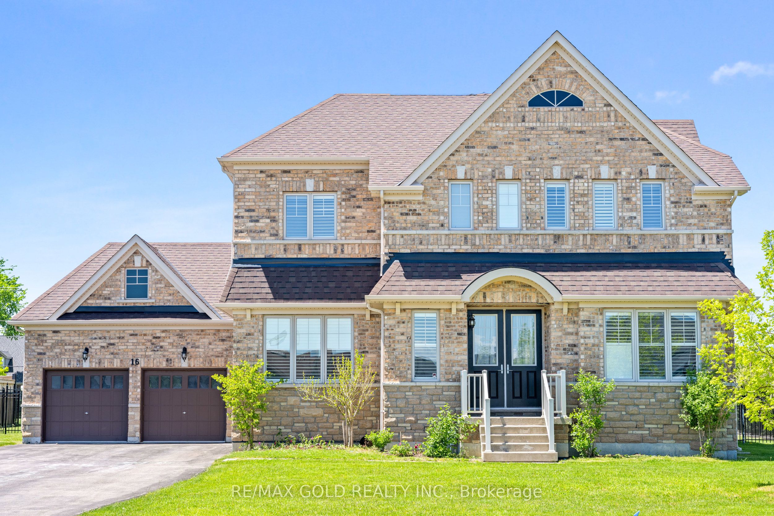 16 Meek Avenue, Mono, ON, L9W 6W8