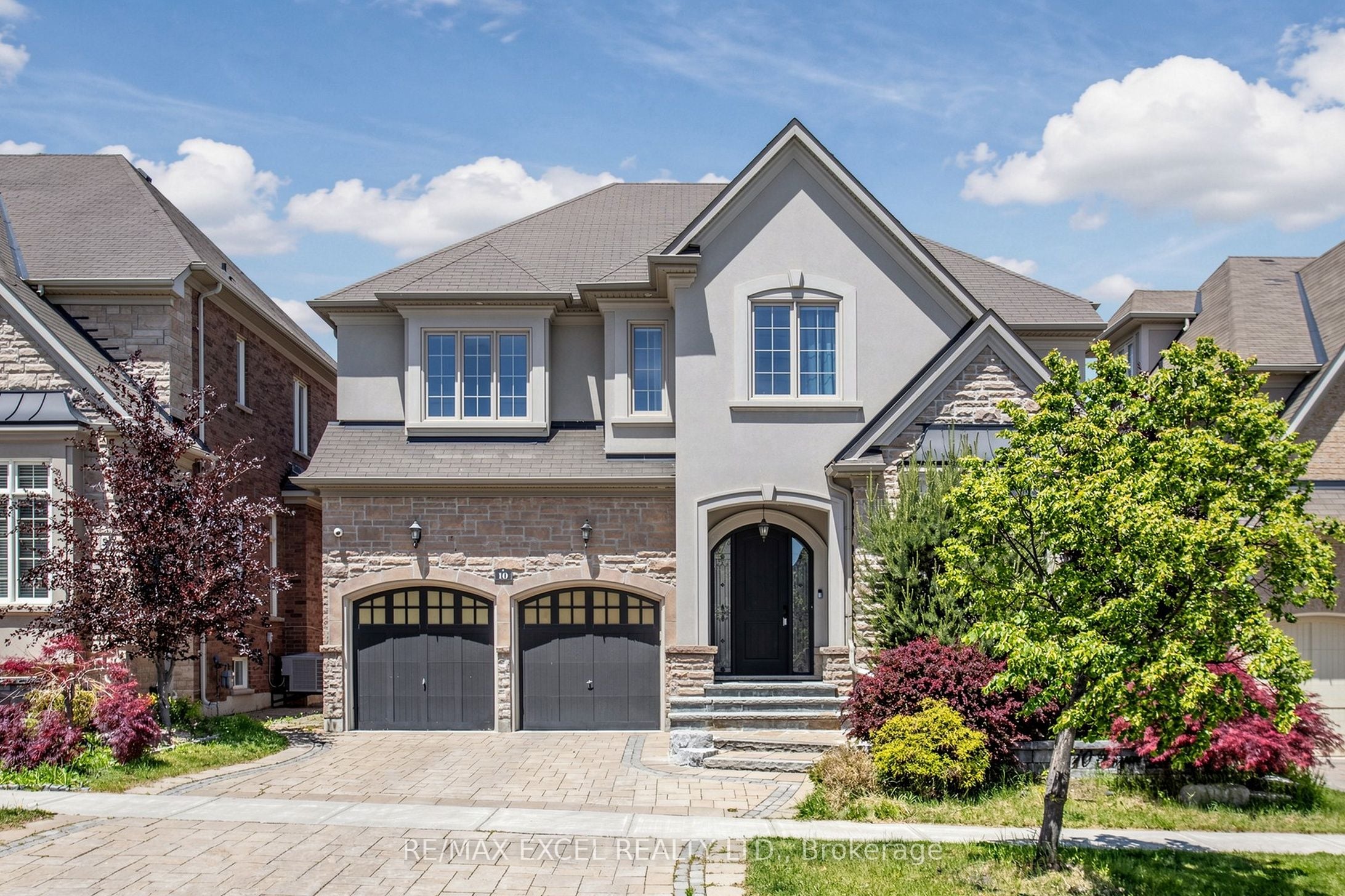 10 Royal West Road, Markham, ON, L6C 0L4