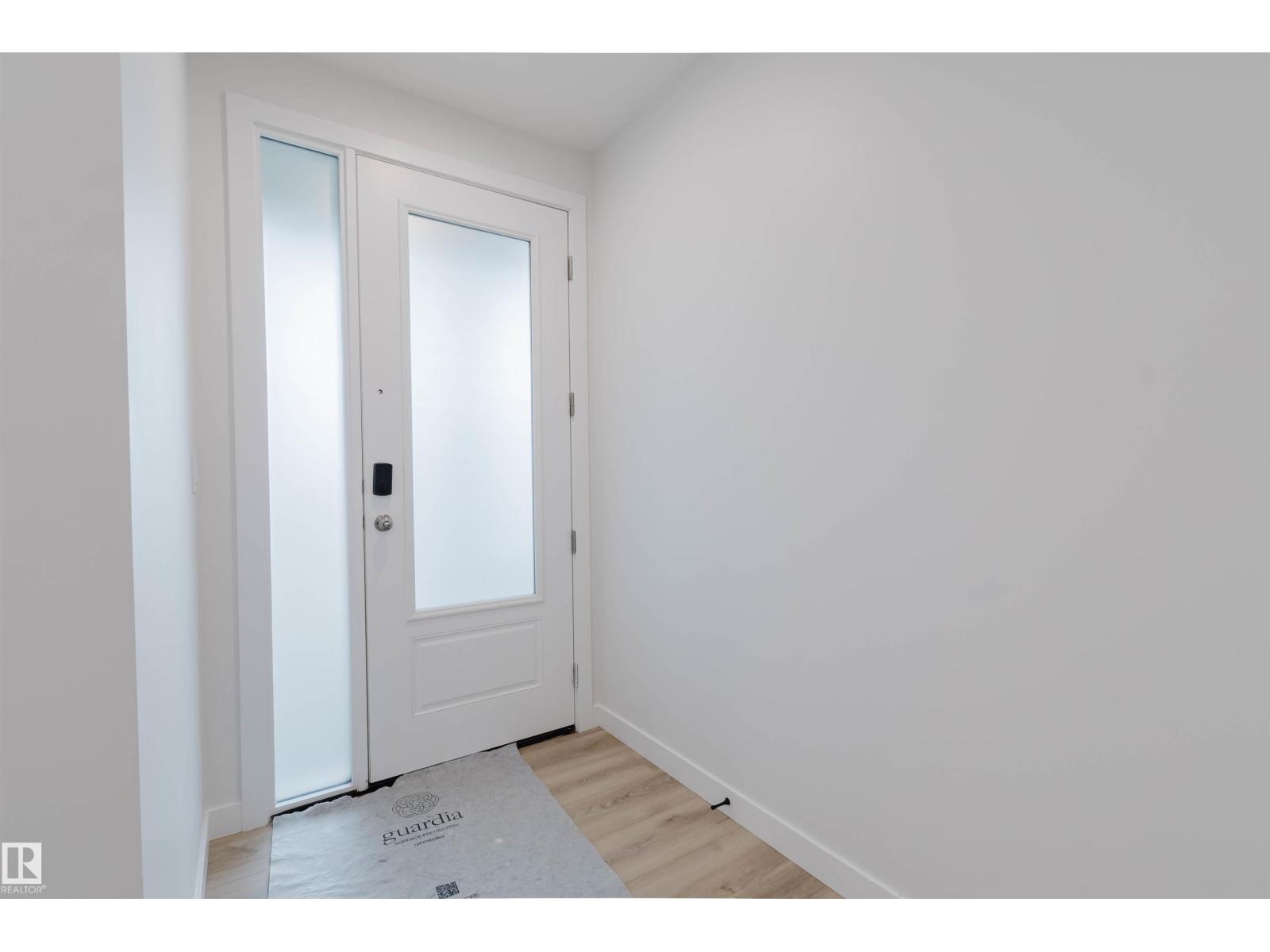 224 Edgemont Grove NW, Edmonton, AB, T6M3J6 photo 2