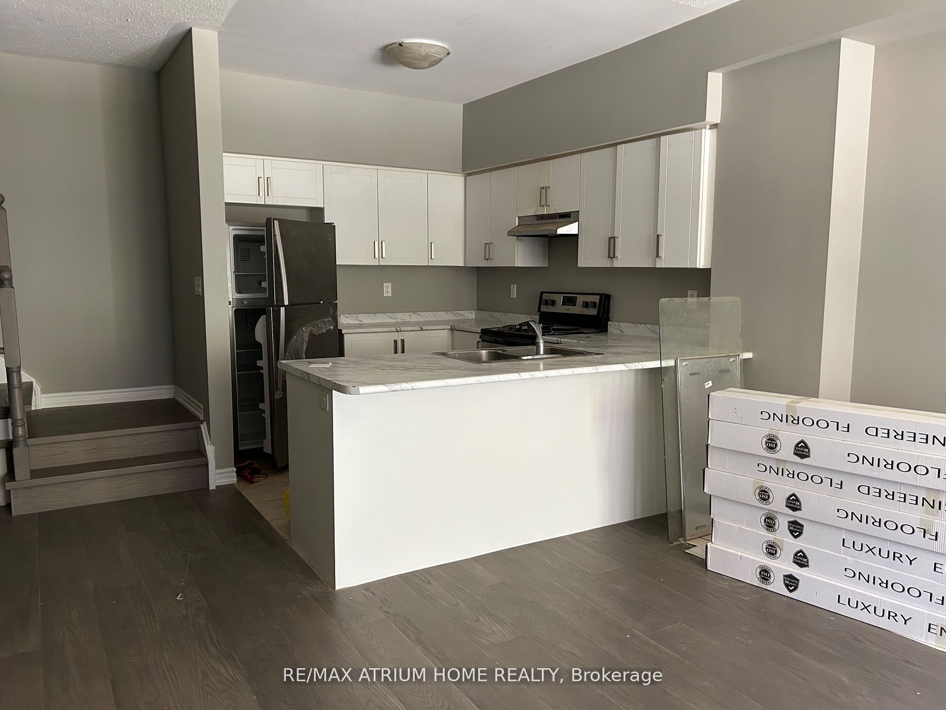 5-1255 Bridletowne Circle, Toronto, ON, M1W 3S4 photo 2
