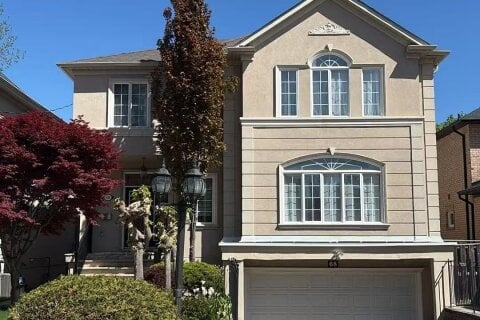 68 Oak Avenue, Richmond Hill, ON, L4C 6R7 photo 2