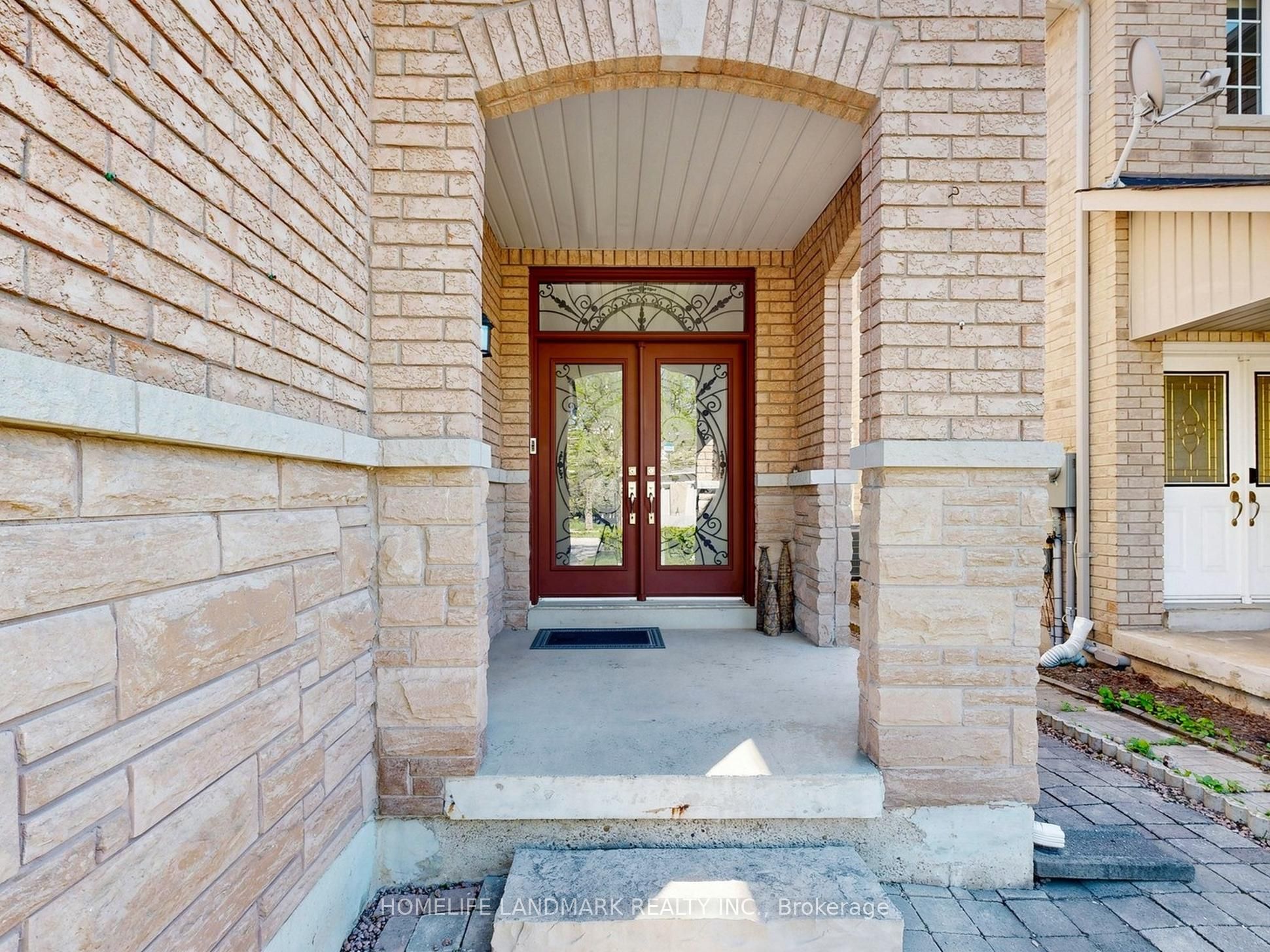 11 Headwater Crescent, Richmond Hill, ON, L4E 4G1 photo 3