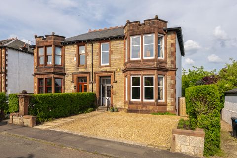 Eastwood Avenue, Giffnock G46