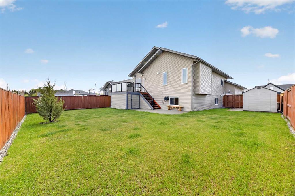 5 Vera Close, Olds, AB, T4H 0C3 photo 4