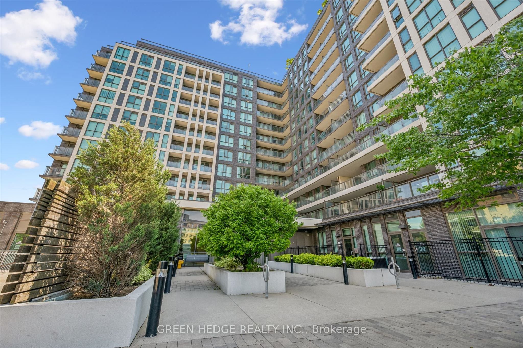 Additional image 2 of 617-80 Esther Lorrie Drive, Toronto, ON, M9W 0C6
