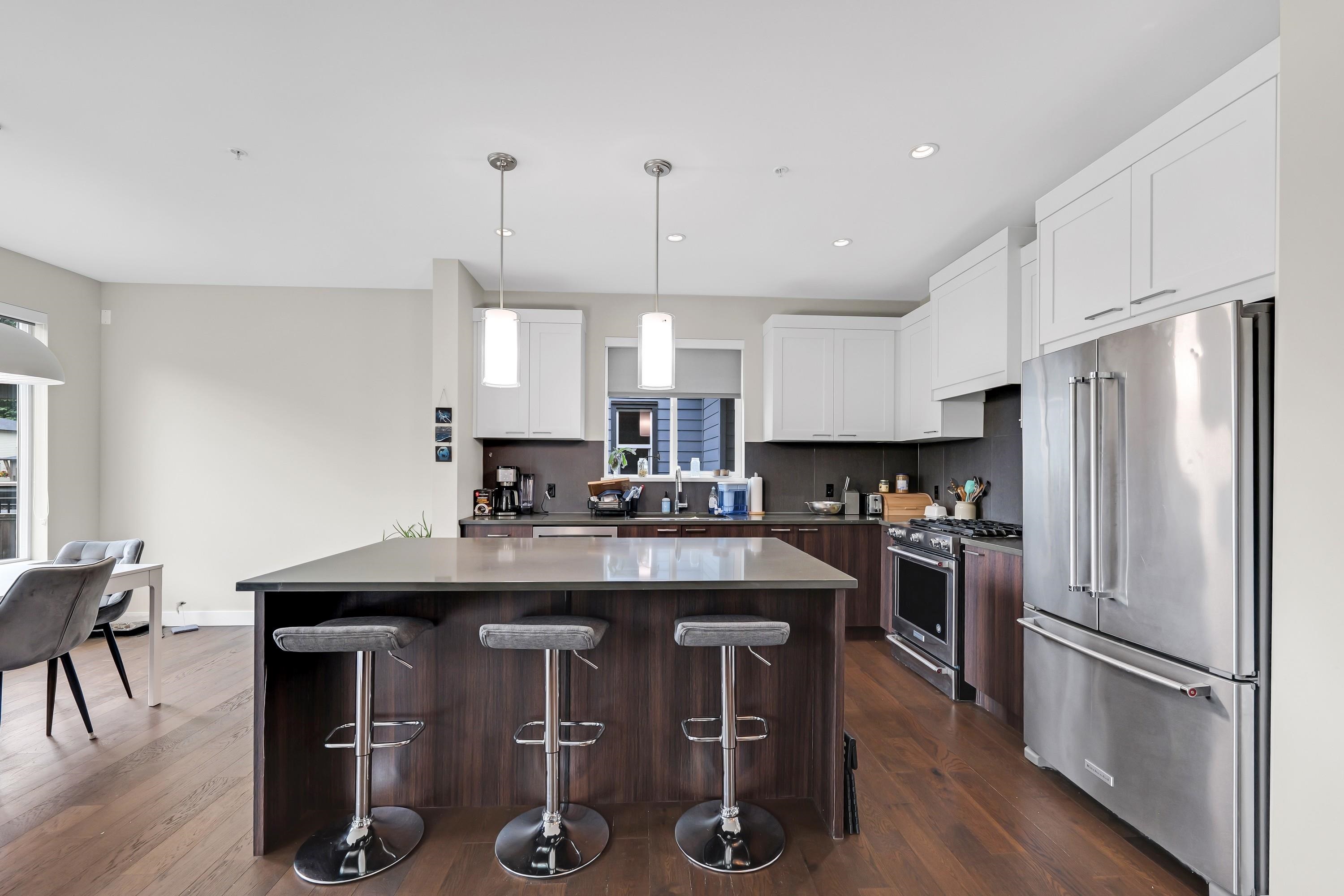 39340 Falcon Crescent, Squamish, BC, V8B 0Y9 photo 3