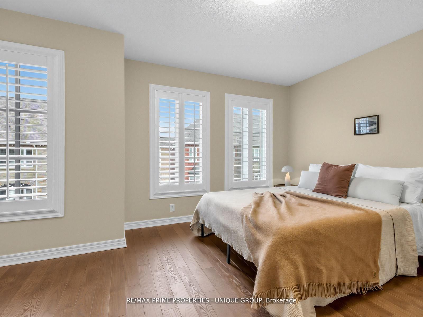 19 James Stock Path, Toronto, ON, M8Z 6C6 photo 5