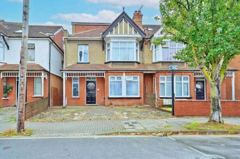 Hindes Road, Harrow HA1