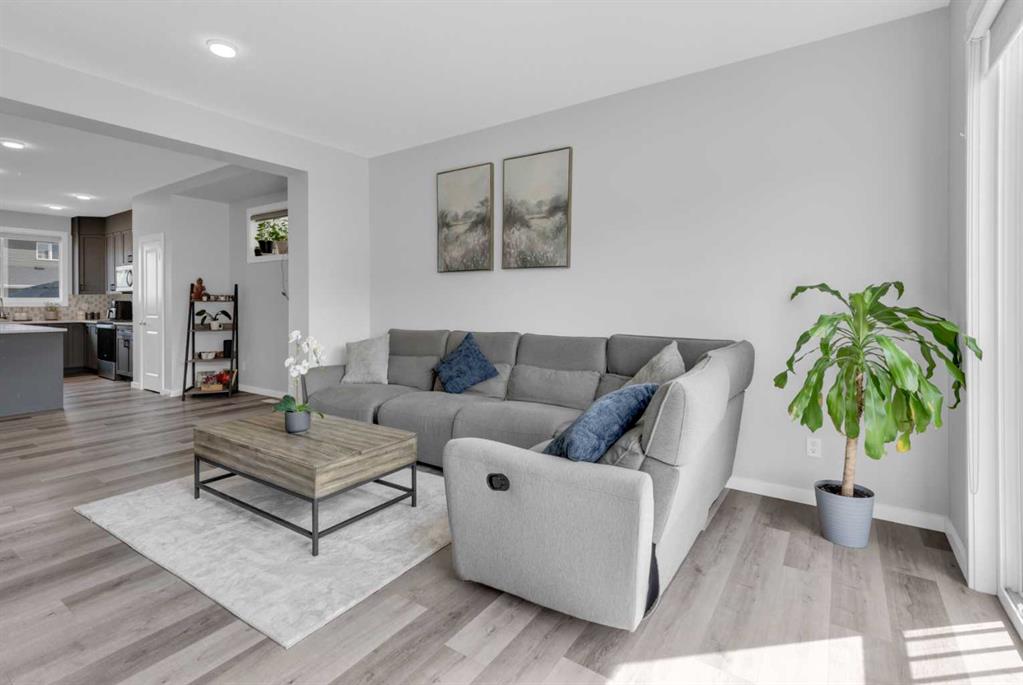 232 Walgrove Way SE, Calgary, AB, T2X 4A3 photo 3