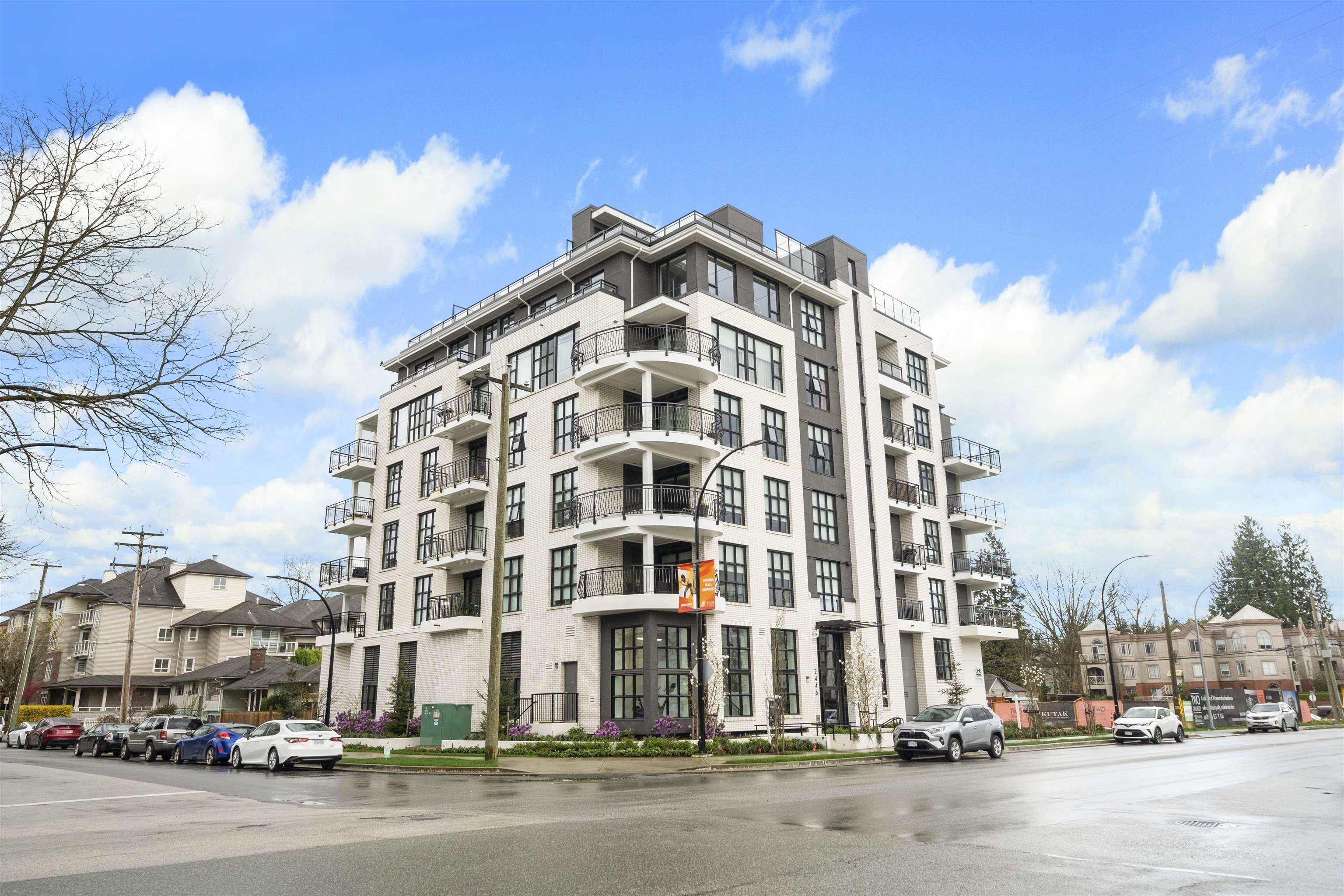 201-2446 Shaughnessy Street, Port Coquitlam, BC, V3C 3E5