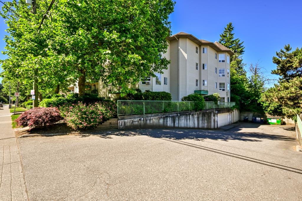Additional image 3 of 302-2435 Center Street, Abbotsford, BC, V2T 2N4