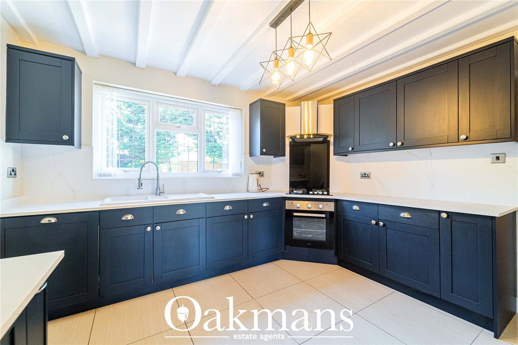 Additional image 8 of 5 bed detached house for saleDagtail Lane, Redditch, Worcestershire B97