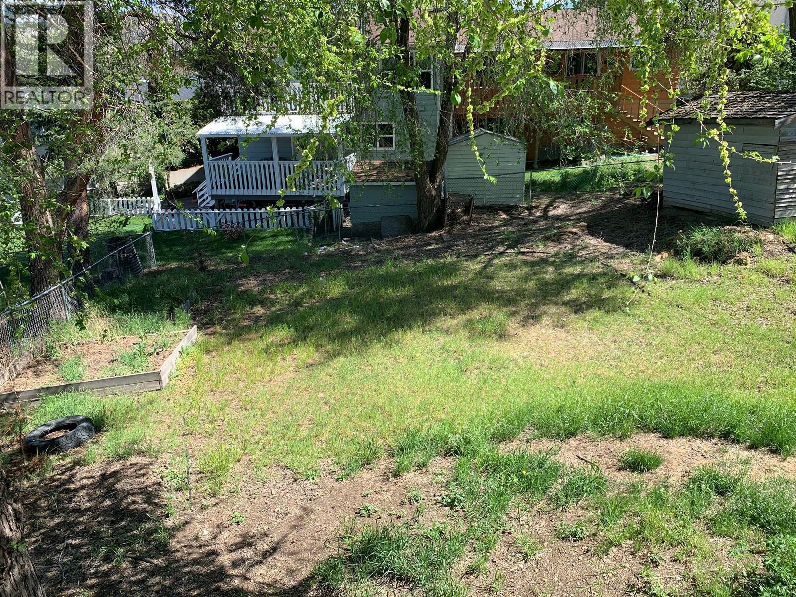 Additional image 2 of 1425 Highland Drive South, Kelowna, BC, V1Y3W3
