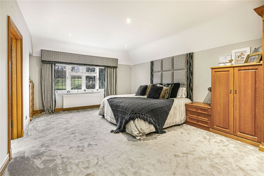 Additional image 17 of 5 bed detached house for saleNewlands Avenue, Radlett, Hertfordshire WD7