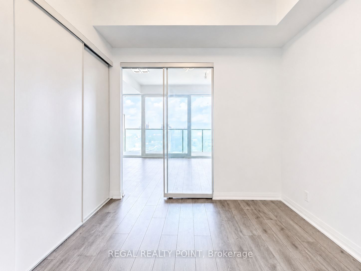 2307-99 Foxbar Road, Toronto, ON, M4V 0B2 photo 5