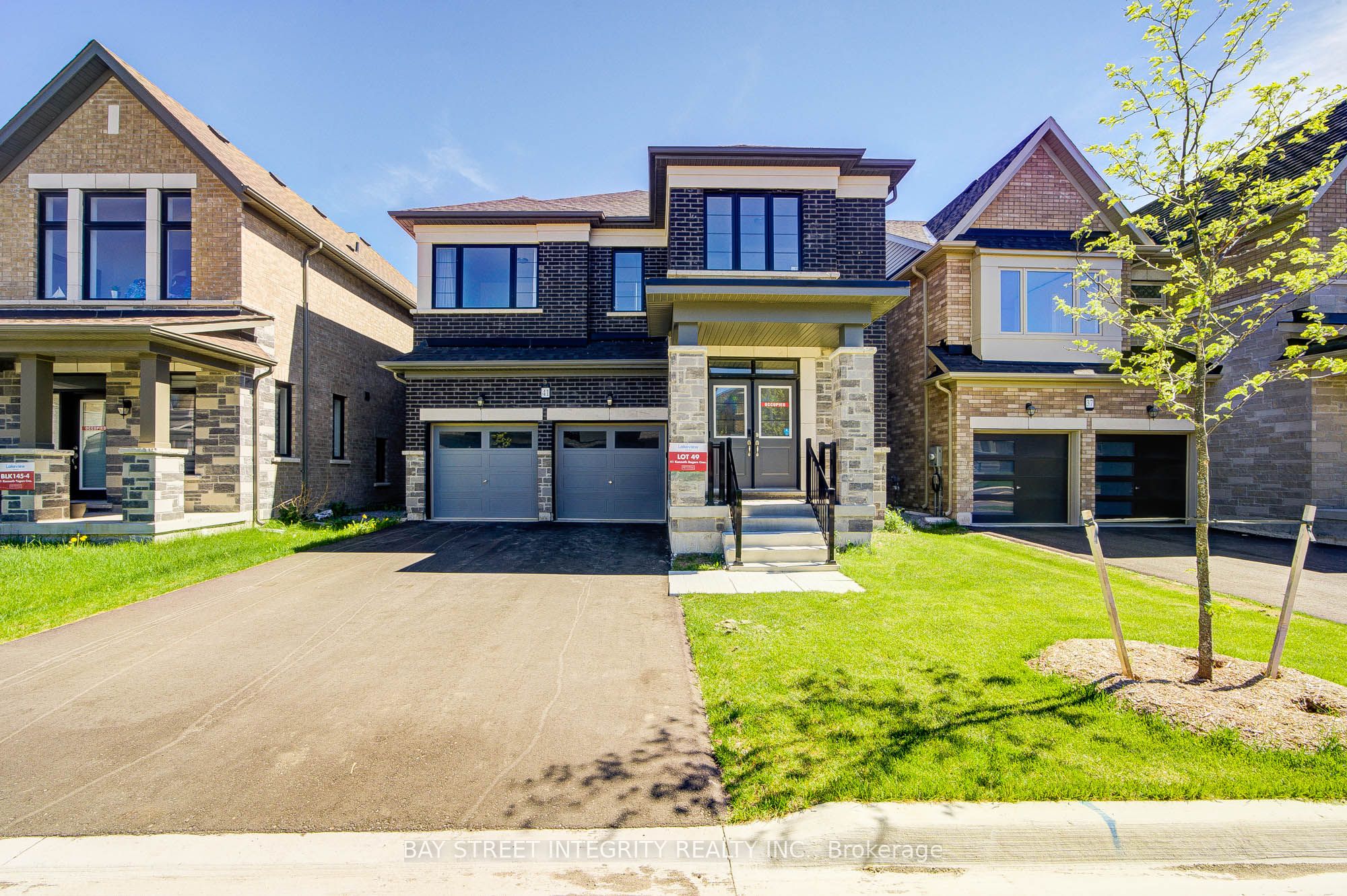 41 Kenneth Rogers Crescent, East Gwillimbury, ON, L9N 0S3
