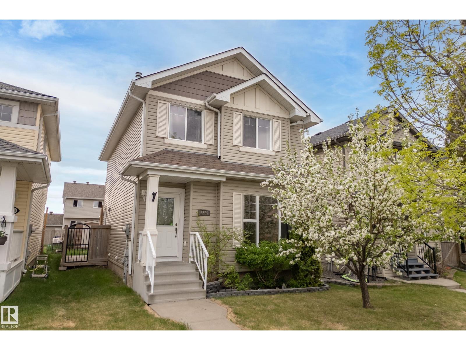 2369 27 Avenue NW, Edmonton, AB, T6T0A6