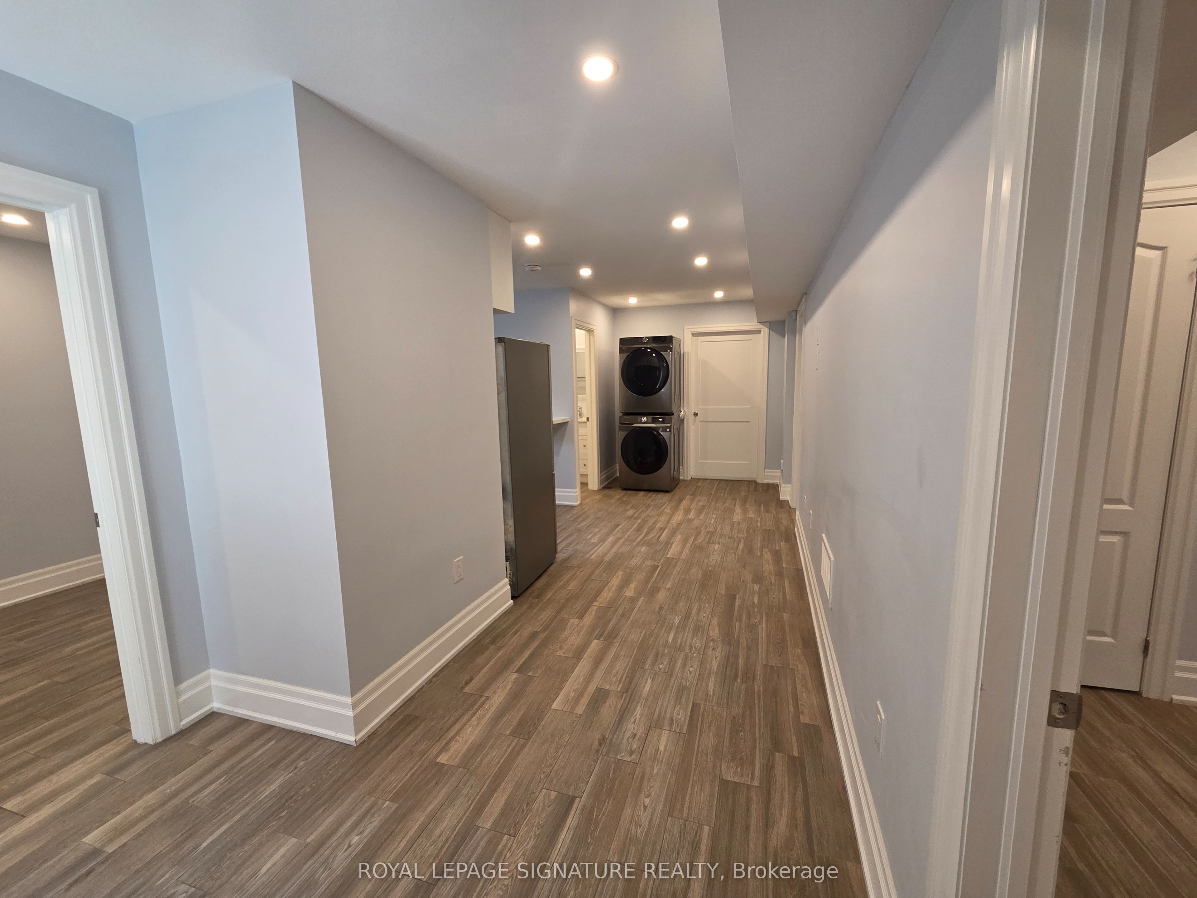 Lower-33 Ingleside Drive, Toronto, ON, M3K 1V2 photo 3