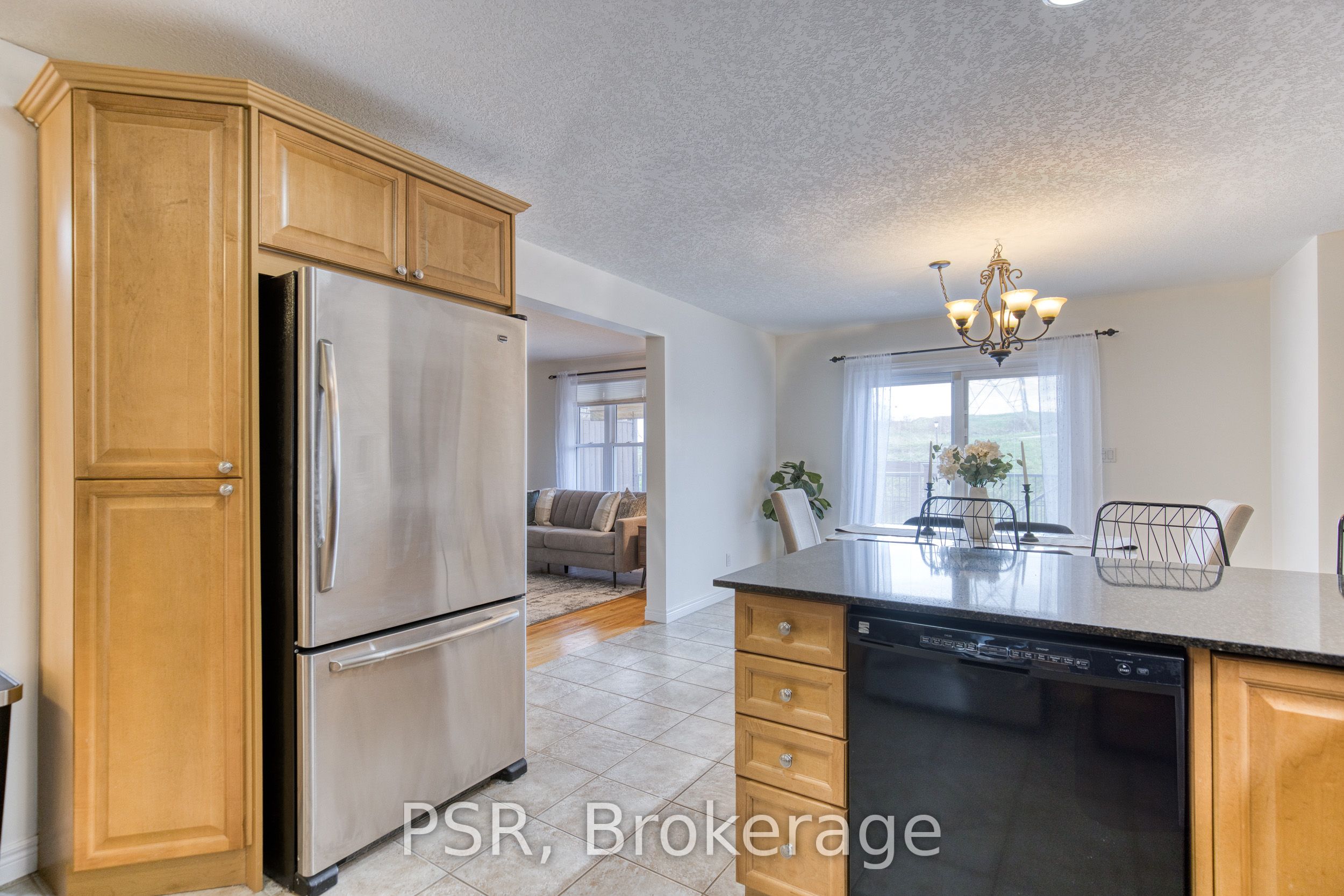 565 St Moritz Avenue, Waterloo, ON, N2T 2Z3 photo 5