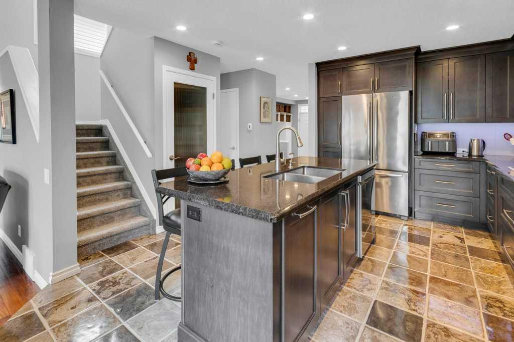 42 River Rock Green SE, Calgary, AB, T2C 4C2 photo 5