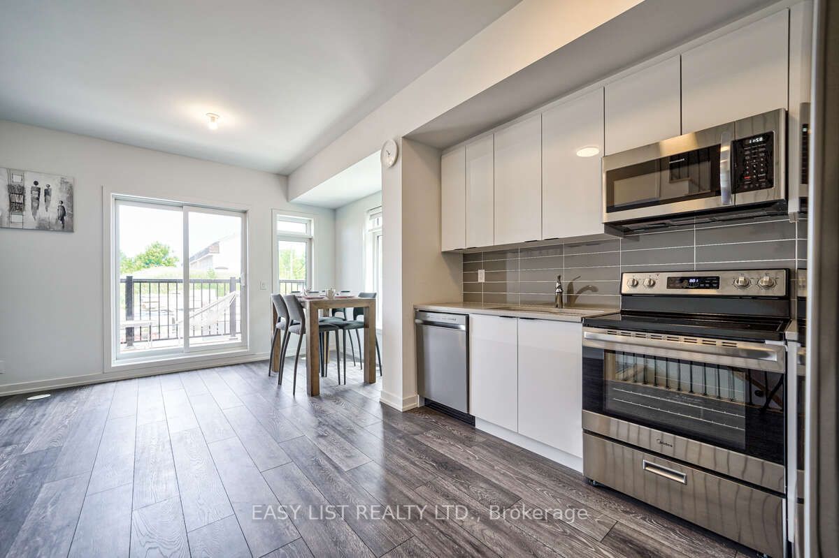 27 Spruce Pines Crescent, Toronto, ON, M4A 0A9
