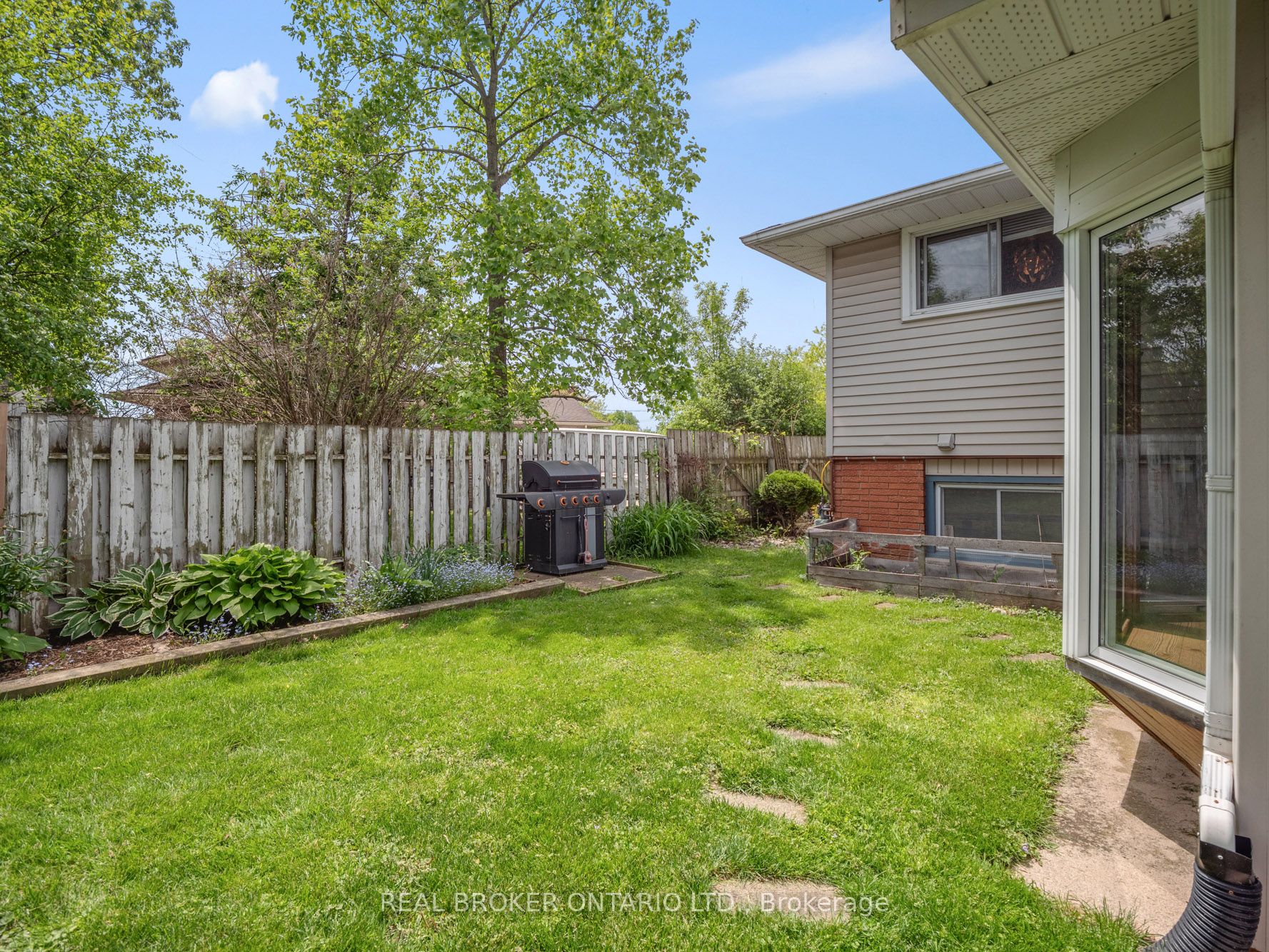 63 Harrison Avenue, Welland, ON, L3B 1C3 photo 3