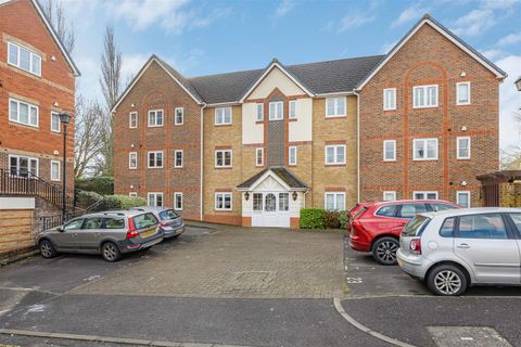 Tamesis Place, Reading RG4