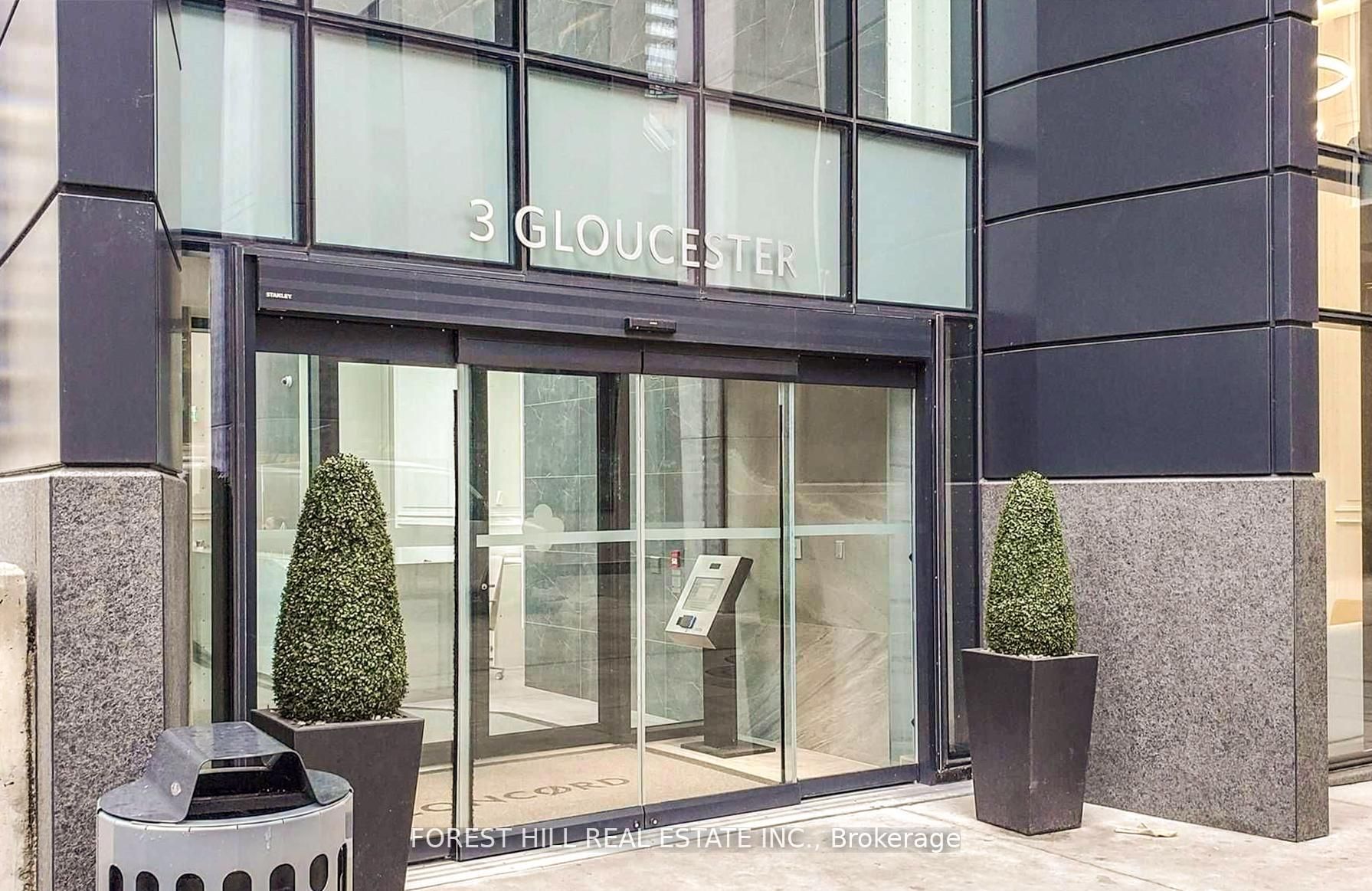 3709-3 Gloucester Street, Toronto, ON, M4Y 0C6 photo 3