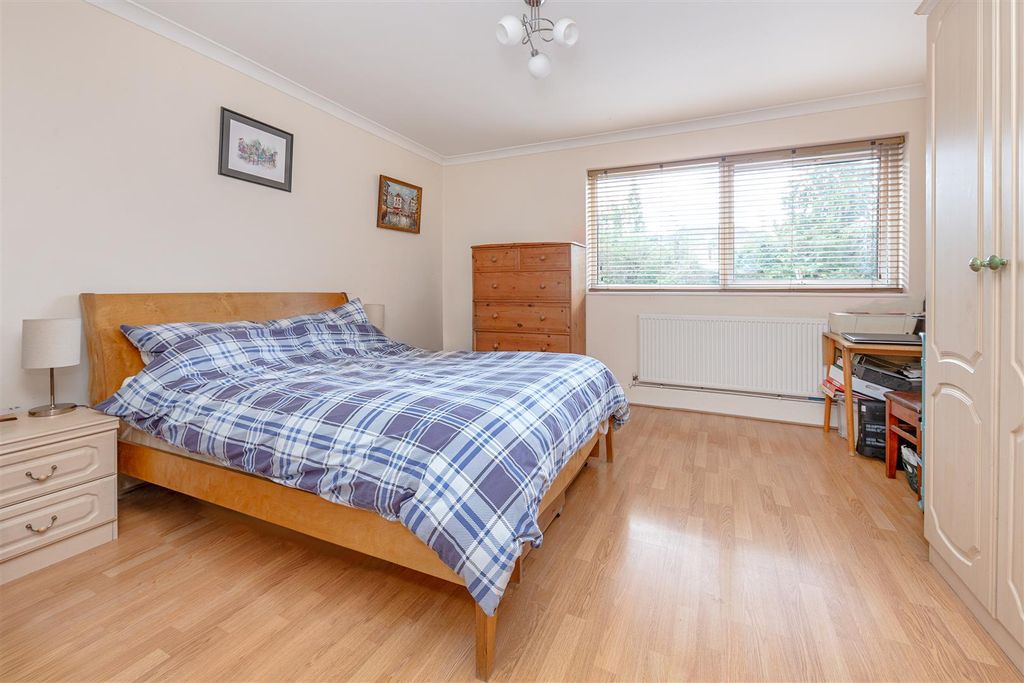 Additional image 15 of 1 bed flat for saleBrook Court, Watling Street, Radlett WD7