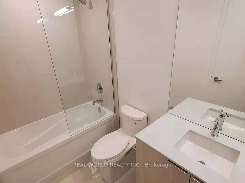 Additional image 4 of 1710-15 Queens Quay E, Toronto, ON, M5E 0C5